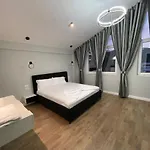 Villa 22 Tirana