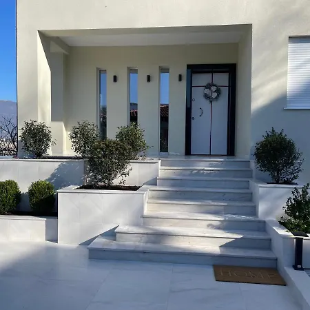 22 Villa
